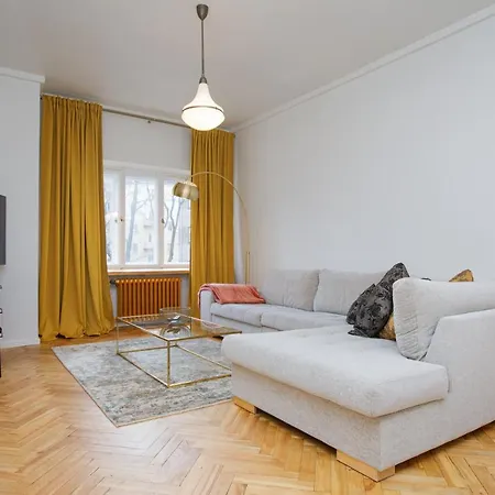 Apartment Peegel In City Center Free Parking Tallinn Exterior photo