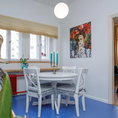 Apartment Peegel In City Center Free Parking Tallinn Exterior photo